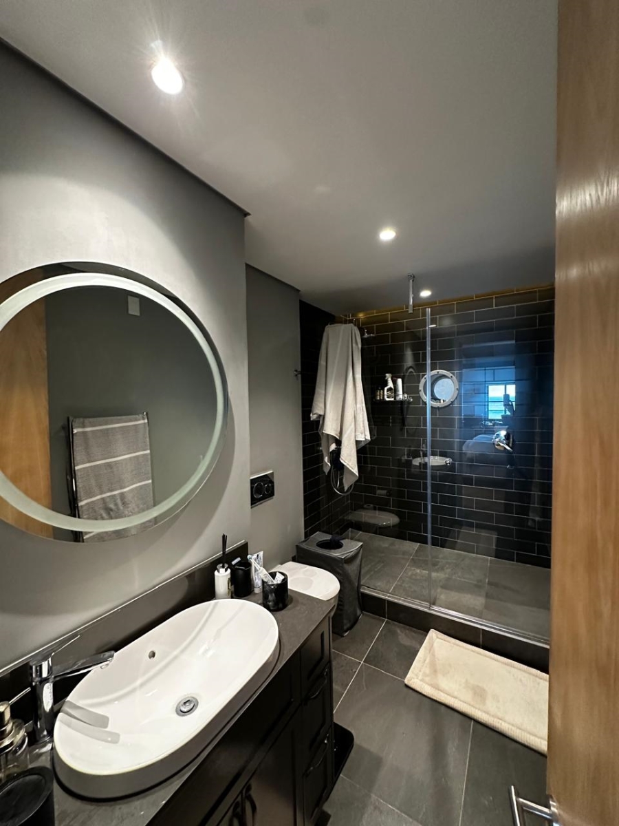 To Let 2 Bedroom Property for Rent in Simons Town Western Cape